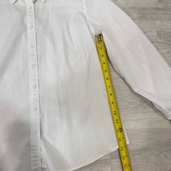 IZOD Women's White Collared Shirt size XL - Picture 7 of 16